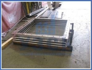 прямоугольные линзовые компенсаторы в Смоленске